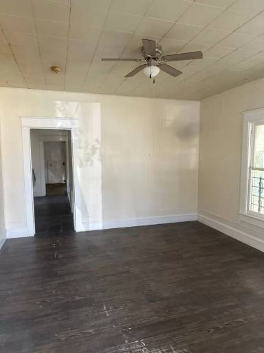 Main picture of 312 Lottie St