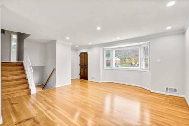 Main picture of 12522 Littleton St