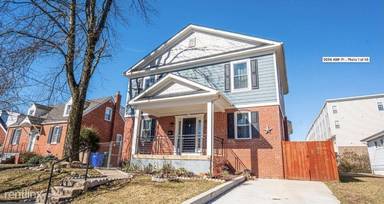 Main picture of 9036 48th Pl