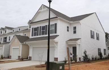Main picture of 31 Little Leaf Ln