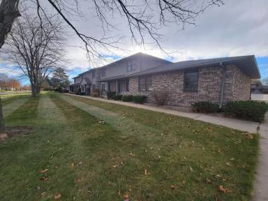 Main picture of Green Briar Apartments