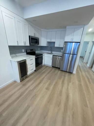 Main picture of 17 Saint Lukes Rd