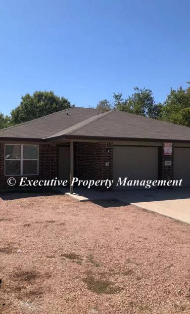Main picture of 1210 Westview Dr