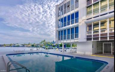 Main picture of 850 NE Spanish River Blvd