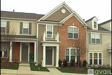 Main picture of 408 Walnut Woods Dr