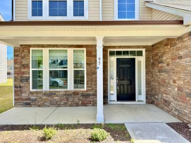 Main picture of 95 Silent Brook Trl