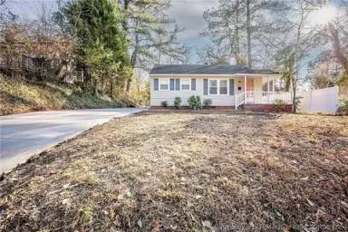 Main picture of 211 Langdon St