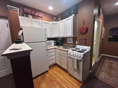 Main picture of 11609 Detroit Ave