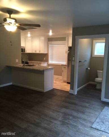 Main picture of 3520 Sunset Dr