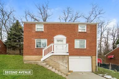 Main picture of 183 Mahoning Dr