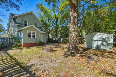 Main picture of 5000 Powhatan Ave