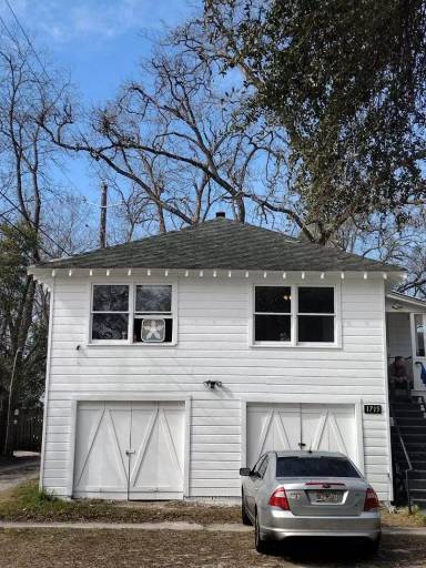 Main picture of 1715 11th Ave