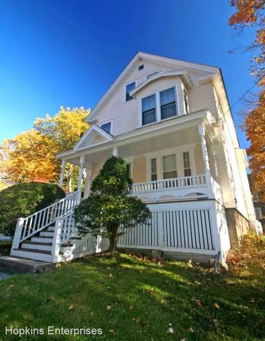 Main picture of 131 Portland Ave