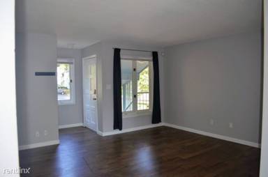 Main picture of 1914 Meadowlark Ln