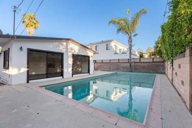 Main picture of 5137 Chimineas Ave