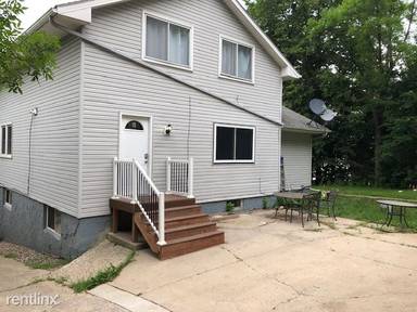 Main picture of 28658 W Lake Dr