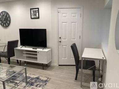 Main picture of 32 Channing St NW