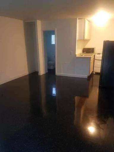Main picture of 133 Hilltop Cir