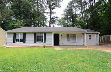 Main picture of 4834 White Oak Tree