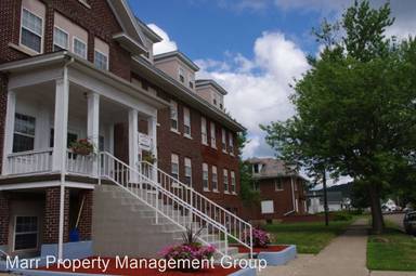 Main picture of 1599 N Mulberry St