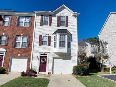 Main picture of 44 Heritage Oak Way