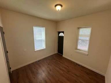 Main picture of 5337 W Girard Ave