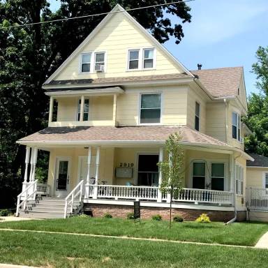 Main picture of 2919 Cottage Grove Ave