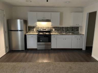Main picture of 1805 Marion St