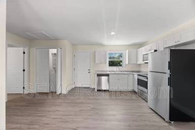 Main picture of 222 Coles Hl