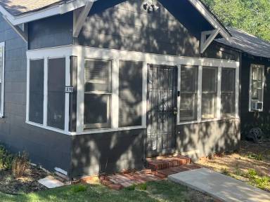 Main picture of 1819 NW 38th St