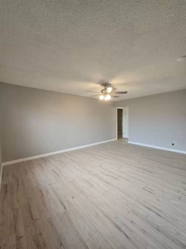 Main picture of 429 W Manana Blvd
