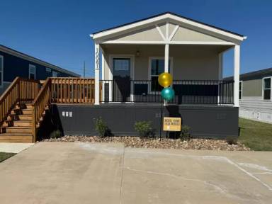 Main picture of 10118 Falvey Lake Ln