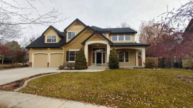 Main picture of 1538 N Watson Way