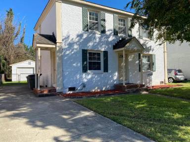 Main picture of 154 Armstrong Dr