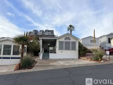 Main picture of 840 N Twin Lakes Dr