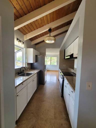 Main picture of 86 Waipahe St