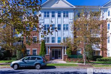 Main picture of 315 King Farm Blvd