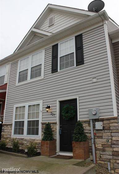 Main picture of 217 Raven Run
