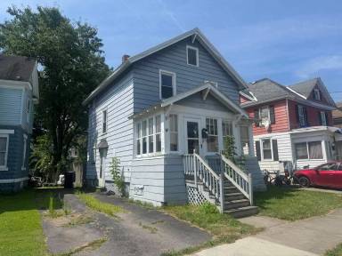 Main picture of 149 W North St