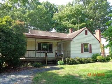 Main picture of 2907 Maplewood Rd