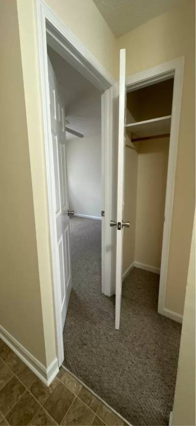 Main picture of 1720 McGregor Ct