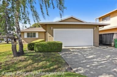 Main picture of 2079 Trafalgar Ave