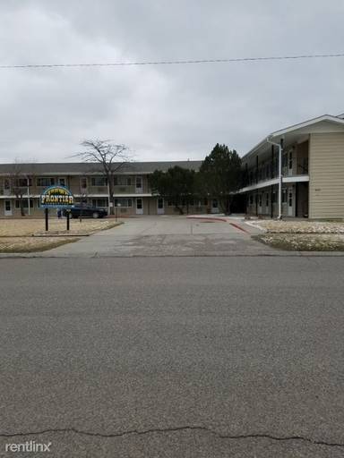 Main picture of 909 N Custer Ave