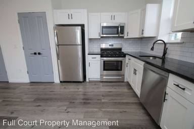 Main picture of 1369 S Paxon St