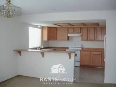 Main picture of 5305 Stockton Ct SE