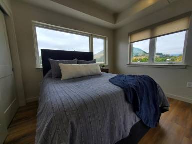 Main picture of 207 Higuera St