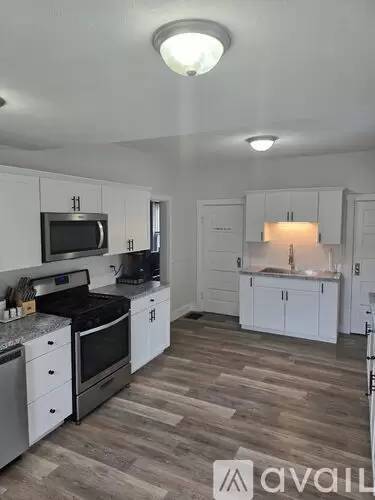 Main picture of 3274 Briggs Blvd NE