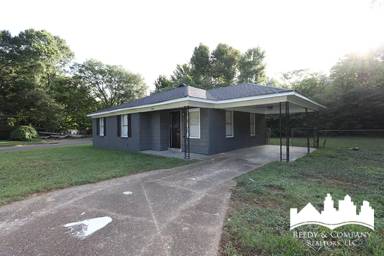 Main picture of 1380 Rolling Hills Dr