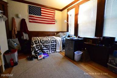Main picture of 116 Lake St