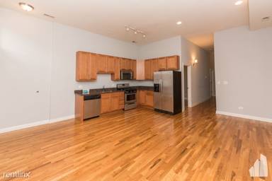 Main picture of 738 N May St